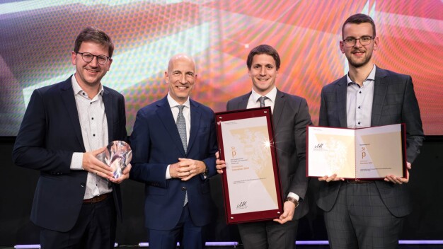 V.l.n.r.: Dr. Johannes Kilian, Univ.-Prof. Dr. Martin Kocher, Dr. Klaus Fellner, DI Stefan Fehringer. (Bild: ENGEL)