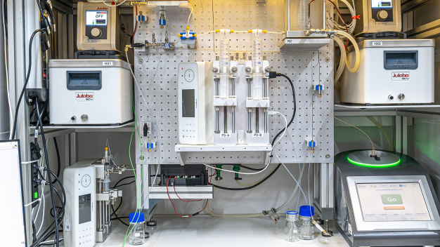 In den gemeinsamen Projekten wurde eine neue Technologie-Plattform zur Herstellung von Feinchemikalien entwickelt. © Fraunhofer IMM / The joint projects developed a new technology platform for production of fine chemicals. © Fraunhofer IMM