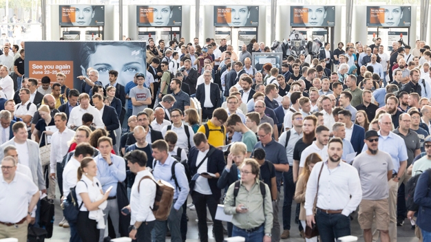 Rund 47.500 Besucher kamen zur automatica 2025. © Messe München GmbH / Around 47,500 visitors attended automatica 2025. © Messe München GmbH Rund 47.500 Besucher kamen zur automatica 2025. © Messe München GmbH / Around 47,500 visitors attended automatica 2025. © Messe München GmbH