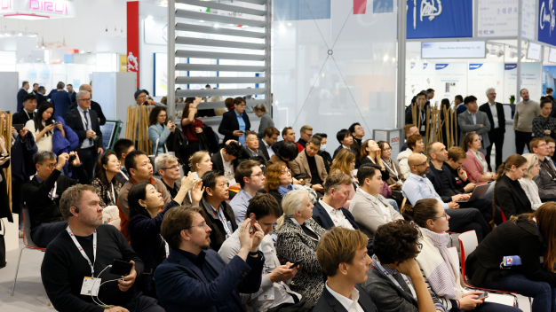 Internationaler Expertentreff für Trends und Innovationen der Labormedizin - das MEDICA LABMED FORUM im Rahmen der MEDICA (© Constanze Tillmann/ Messe Düsseldorf) / International expert meeting for trends and innovations in laboratory medicine - the MEDICA LABMED FORUM at MEDICA (© Constanze Tillmann/ Messe Düsseldorf)